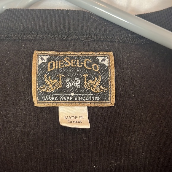 DieSel-Co. long sleeve Henley - Picture 2 of 4